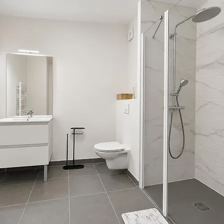 2279 Meena Apartment *